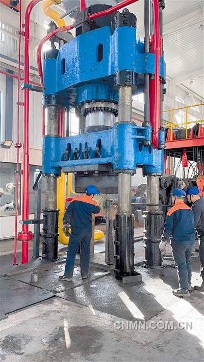 新春赶工忙——有色金属压延加工车间见闻